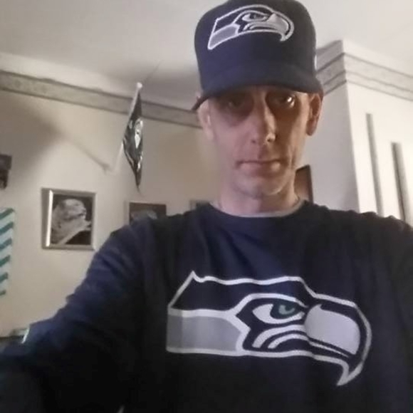 Meet your Posher, Kevin - Picture 1 of 1